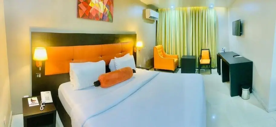 Premier Room