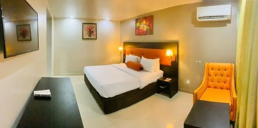 Premier Room