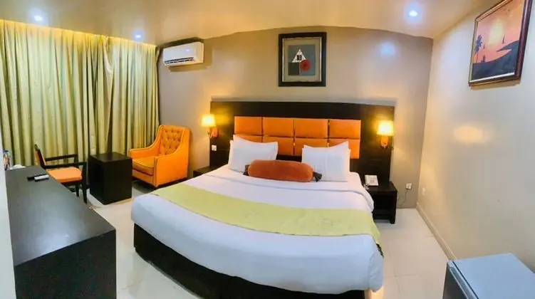 Premier Room