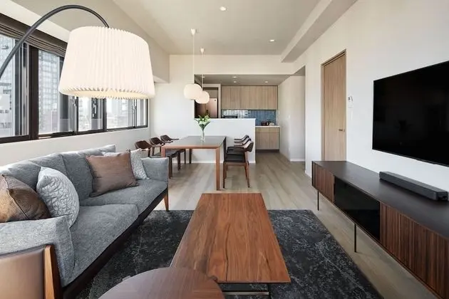 Süit, Sigara İçilmez (Three Bedroom Superior)