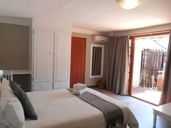 Comfort Tek Büyük Yataklı Oda (Double Room (Queen))