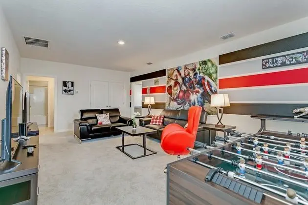 Villa (7036OAKWOOD)