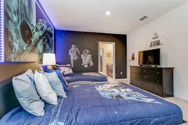 Villa (7036OAKWOOD)