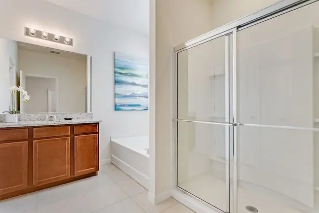 Villa (7036OAKWOOD)
