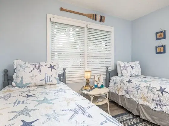 Ev, Birden Çok Yatak, Havuz Kullanımı, Havuz Manzaralı