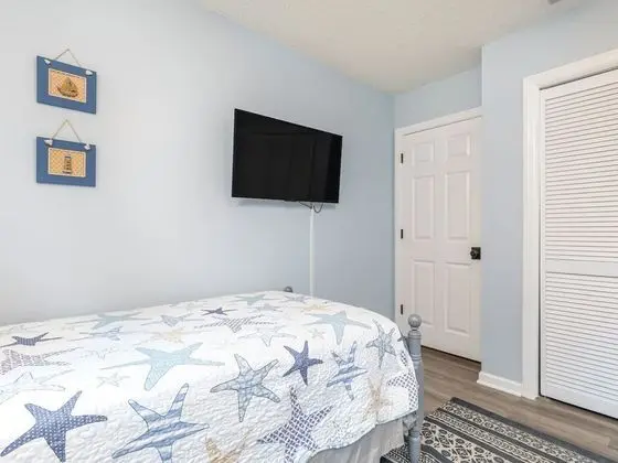 Ev, Birden Çok Yatak, Havuz Kullanımı, Havuz Manzaralı