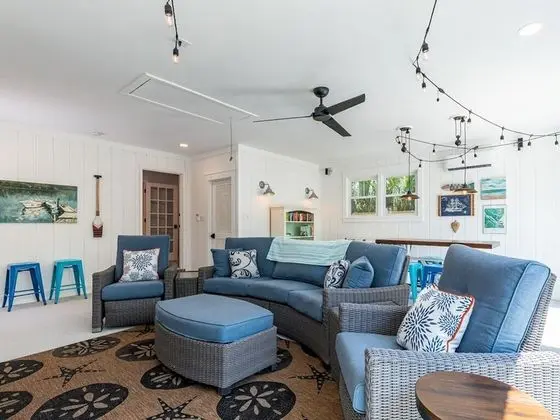 Ev, Birden Çok Yatak, Havuz Kullanımı, Havuz Manzaralı