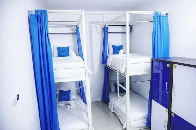 Family Dormitory Shared Bathroom