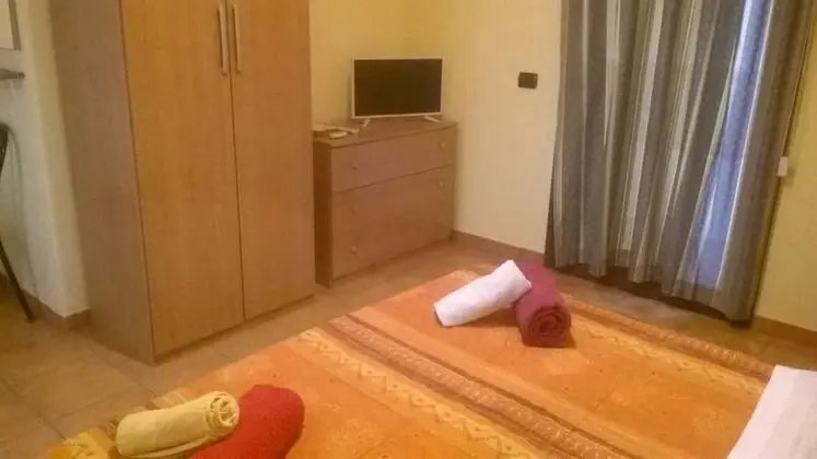 Tek Büyük Yataklı Oda