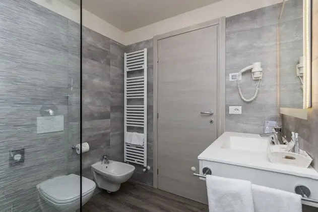 Superior Tek Büyük Yataklı Oda