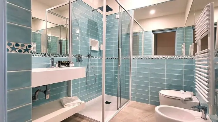 Deluxe Dört Kişilik Oda