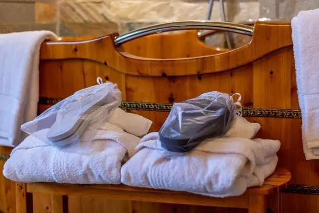 Comfort Tek Büyük veya İki Ayrı Yataklı Oda, Havuz Manzaralı