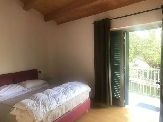 Comfort Tek Büyük veya İki Ayrı Yataklı Oda