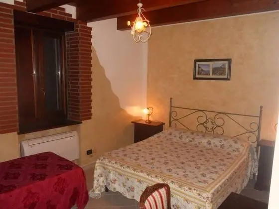 Dört Kişilik Oda, Tepe Manzaralı