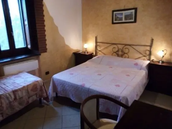 Üç Kişilik Oda, Tepe Manzaralı