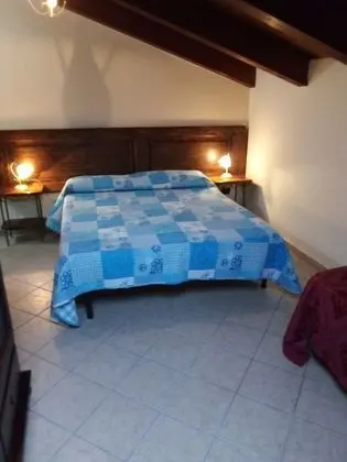 Üç Kişilik Oda, Tepe Manzaralı