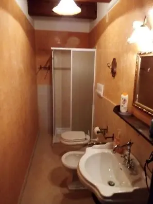 Üç Kişilik Oda, Tepe Manzaralı