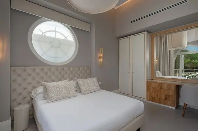 Deluxe Tek Büyük Yataklı Oda, 1 Çift Kişilik Yatak, Ek Bina