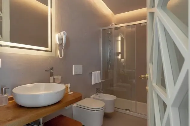 Deluxe Tek Büyük Yataklı Oda, 1 Çift Kişilik Yatak, Ek Bina