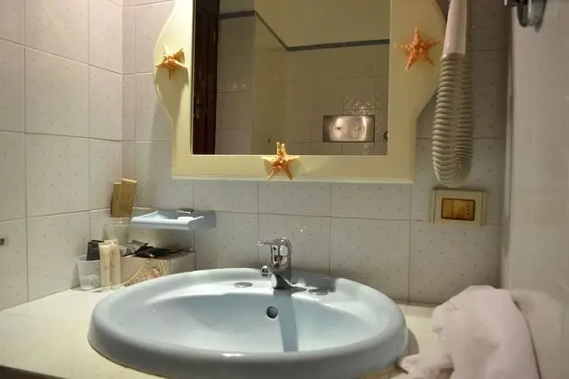 Standard Üç Kişilik Oda