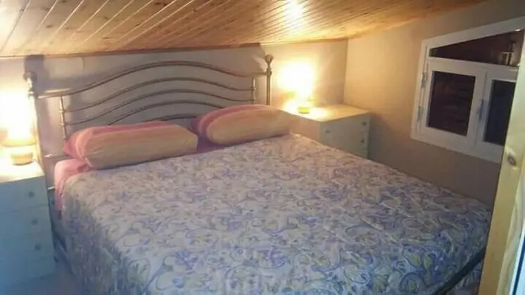 Tek Büyük Yataklı Oda, Ortak Banyo (n° 2)