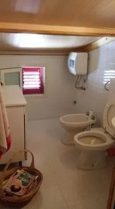 Tek Büyük Yataklı Oda, Ortak Banyo (n° 2)