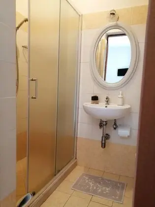 Family Oda, Özel Banyo