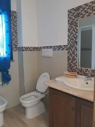 Tek Büyük veya İki Ayrı Yataklı Oda, Havuz Manzaralı