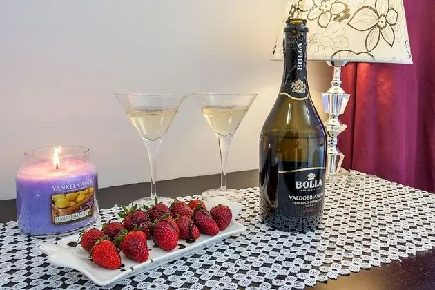 Romantic Tek Büyük Yataklı Oda, 1 Büyük (Queen) Boy Yatak, Bahçe Manzaralı