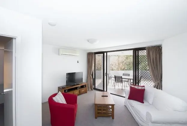 One Bedroom Apartment