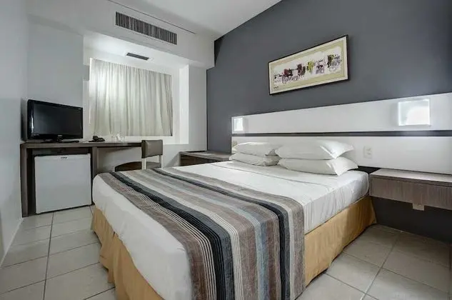 Quarto econômico solteiro