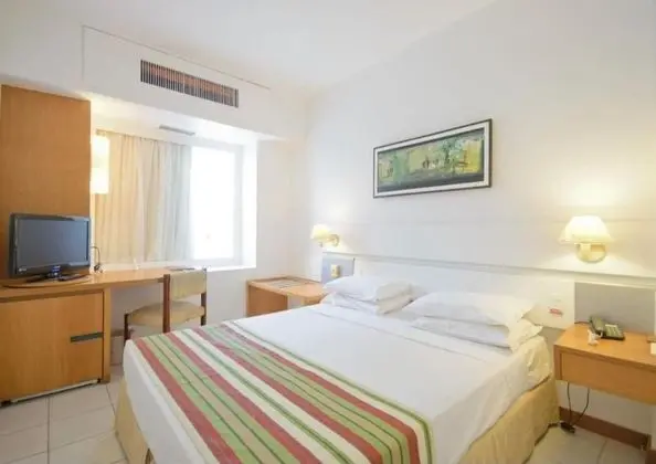 Quarto econômico solteiro