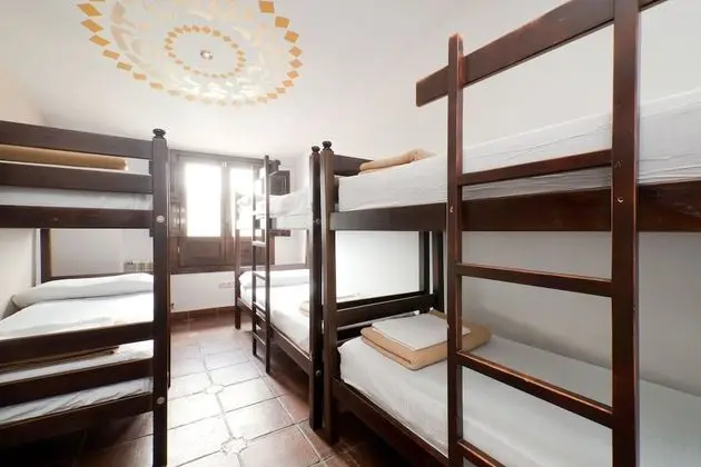 Dormitory 1 Bed in 8 Bed Dorm Mixed Ensuite Room