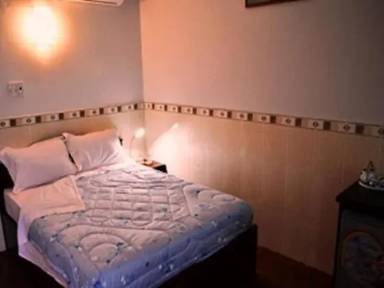 Basic Tek Büyük Yataklı Oda, 1 Çift Kişilik Yatak, Havuz Manzaralı