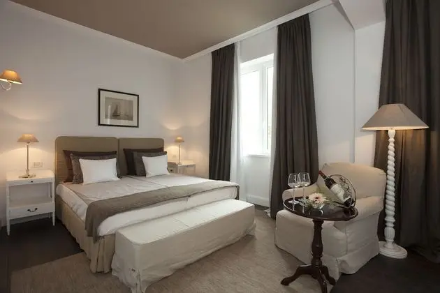 Standard Apart Daire, Deniz Manzaralı