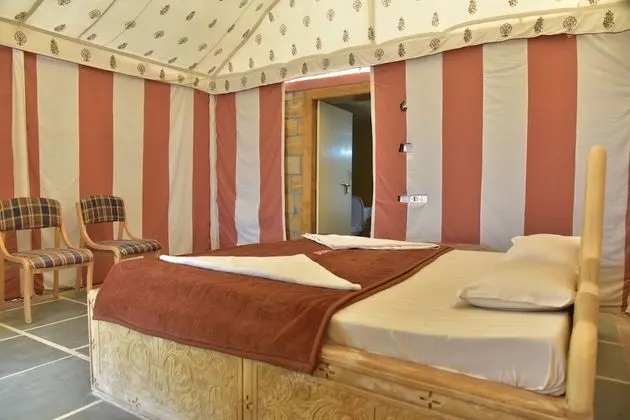Deluxe Çadır, Sigara İçilmez