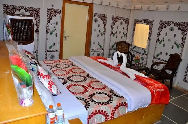 Deluxe Çadır, Sigara İçilmez