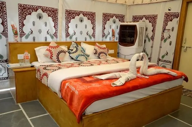 Deluxe Çadır, Sigara İçilmez