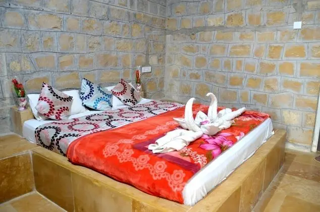 Deluxe Çadır, Sigara İçilmez