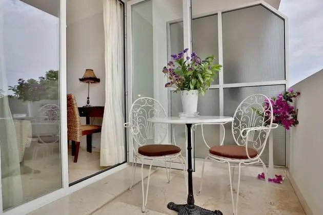 Tek Büyük Yataklı Oda, Balkon