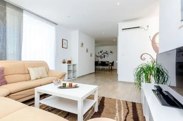Villa, 3 Yatak Odası, Kişiye Özel Havuzlu