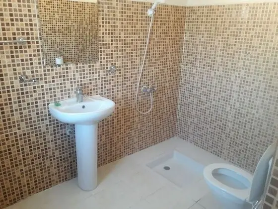 Comfort Üç Kişilik Oda, 5 Yatak Odası