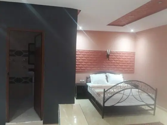 Tek Büyük veya İki Ayrı Yataklı Oda