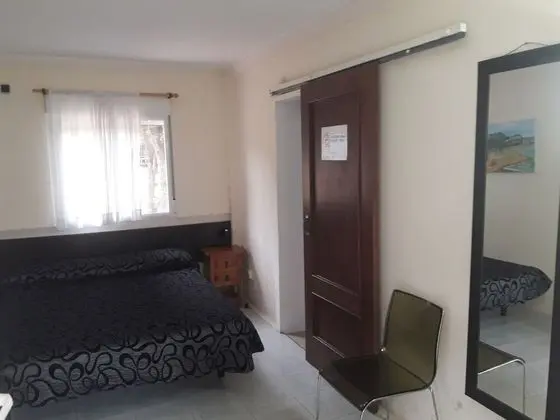 Basic Tek Büyük Yataklı Oda