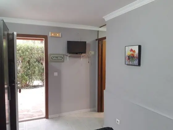 Basic Tek Büyük Yataklı Oda