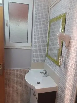Basic Tek Büyük Yataklı Oda