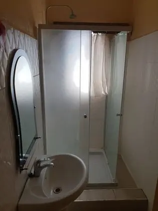 Family Tek Büyük veya İki Ayrı Yataklı Oda, 2 Tek Kişilik Yatak, Engellilere Uygun, Sigara İçilmez