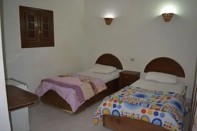 Tek Büyük Yataklı Oda, Ortak Banyo