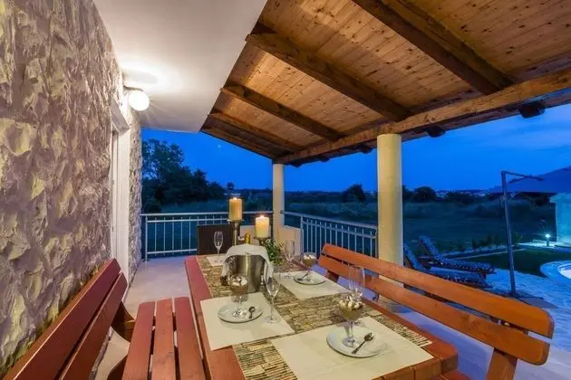 Ev (Oasis Village Villa - heated pool - H)