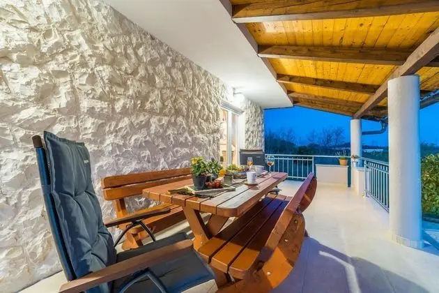 Ev (Oasis Village Villa - heated pool - H)